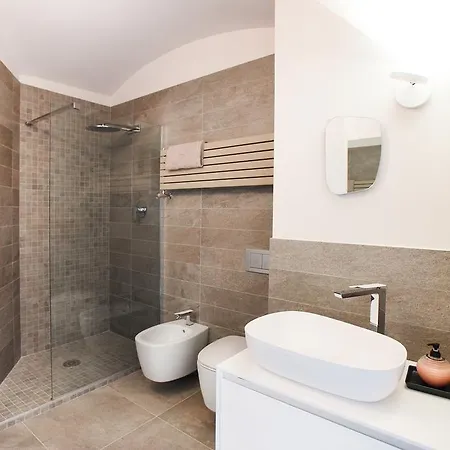 Flatinbo - Santo Stefano Apartman *