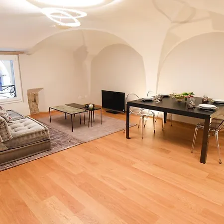 Flatinbo - Santo Stefano * Bologna