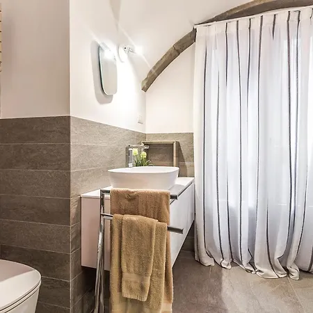 Flatinbo - Santo Stefano * Bologna